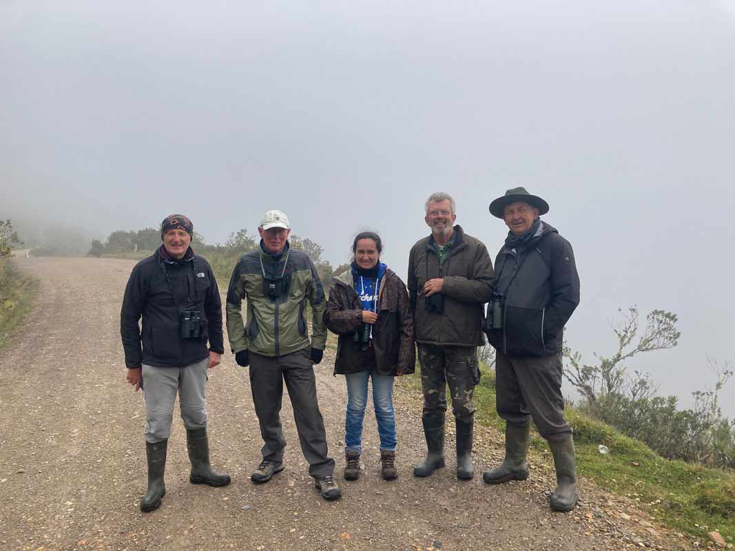 Grupo de birdwatchers en Finca Suasie B&L.